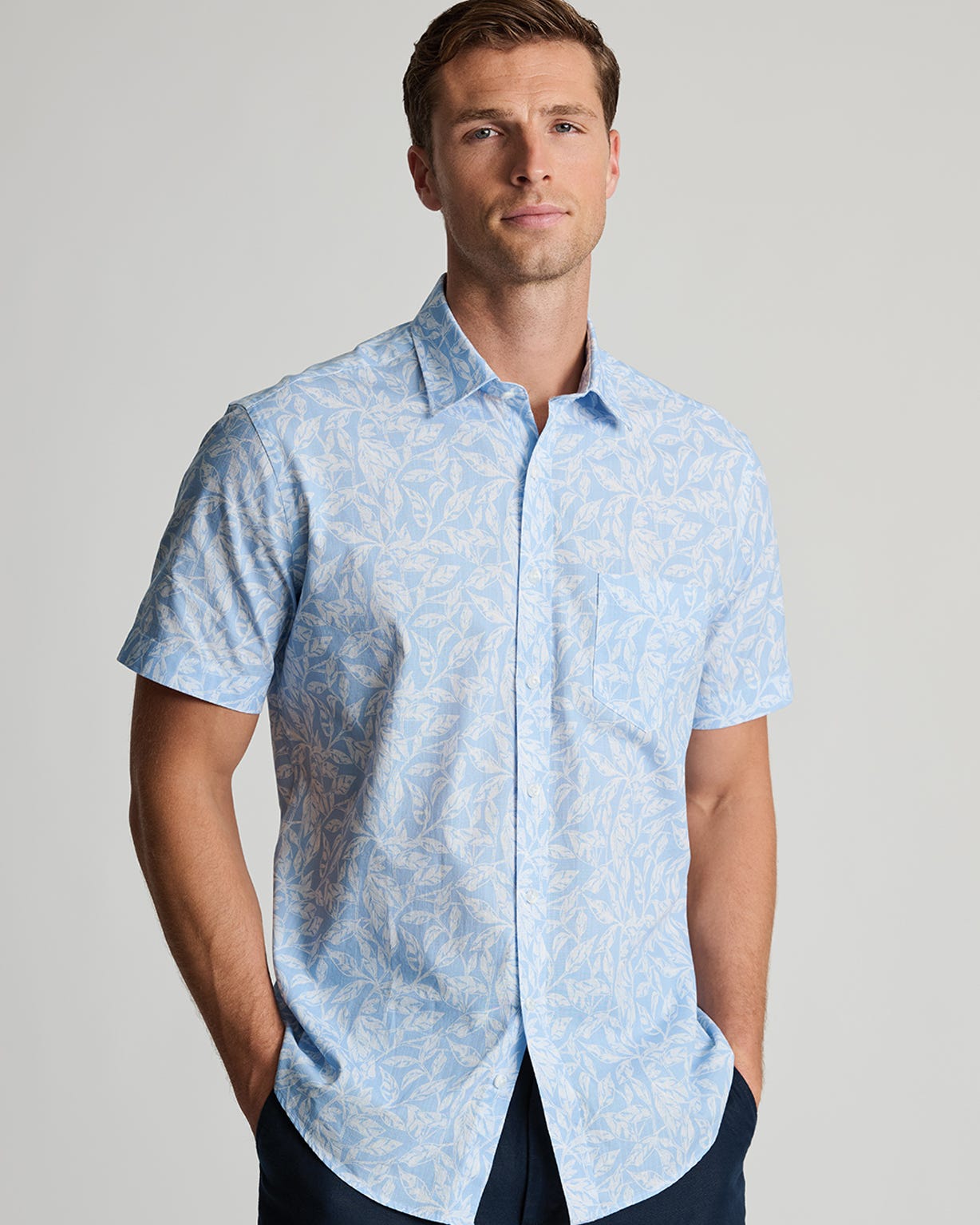 Brook Taverner Sky Floral Short Sleeve shirt