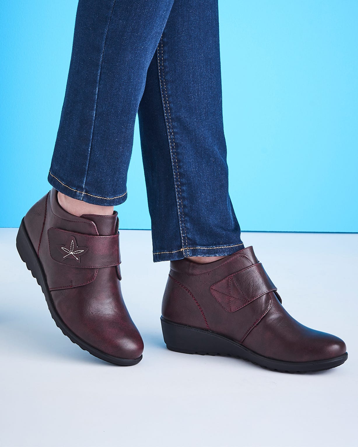 Cushion-walk Touch Fasten Boots 
