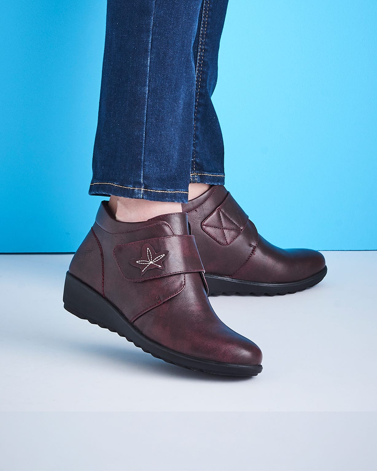 Cushion-walk Touch Fasten Boots 