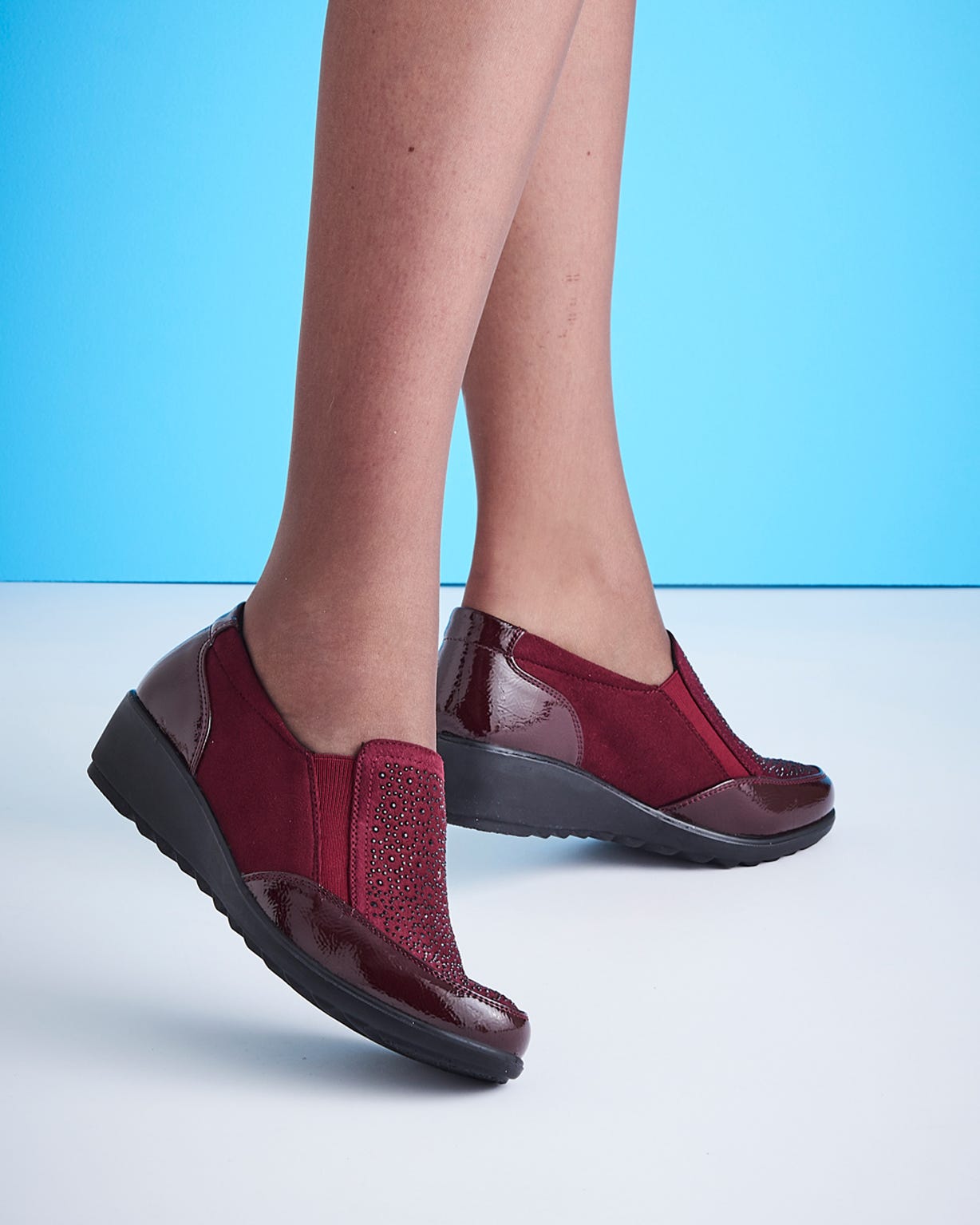 Cushion-walk Diamanté Detail Loafer 