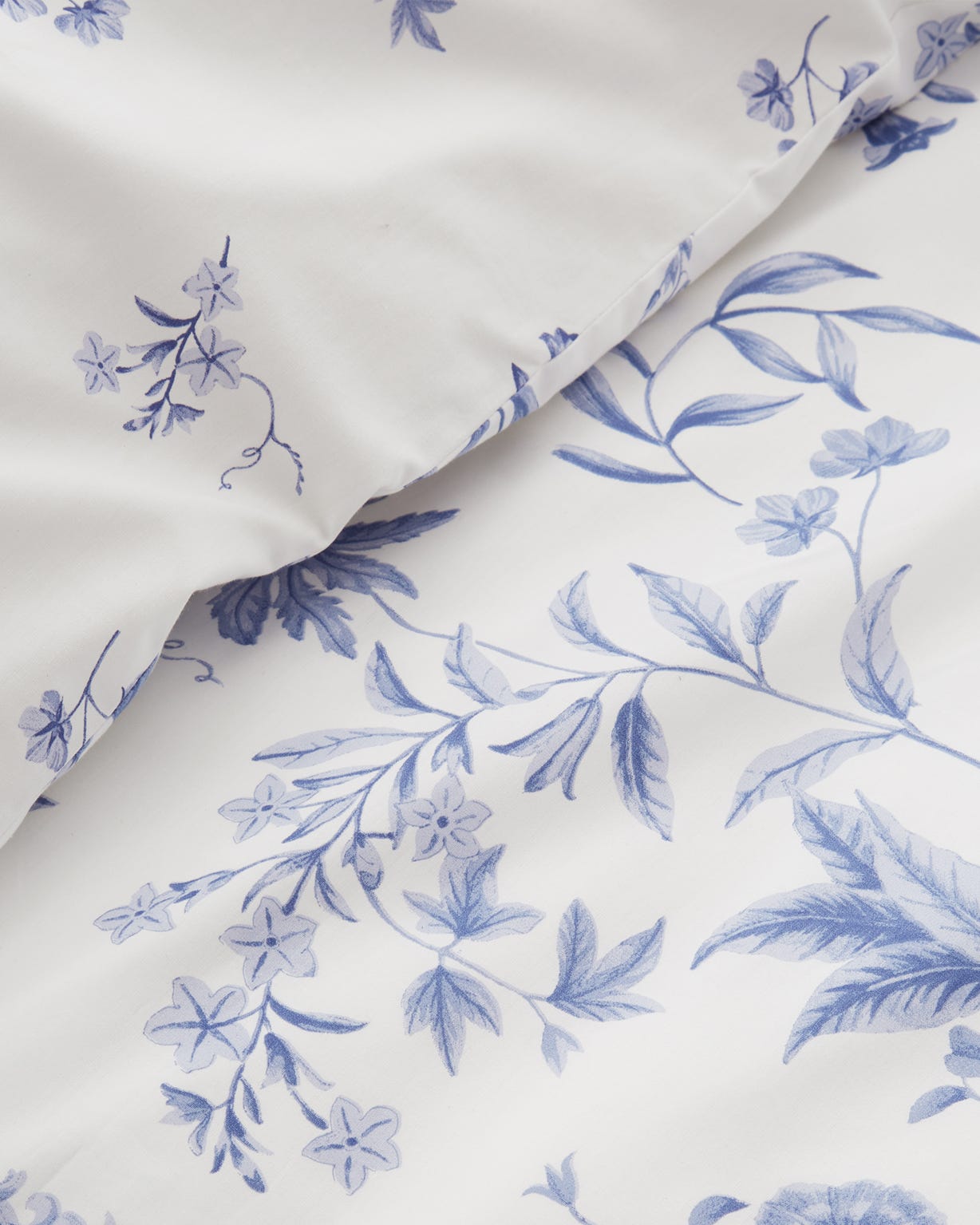 Thea Floral Duvet Set 