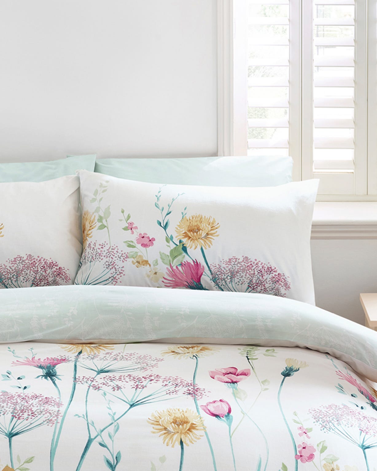 Catherine Lansfield Meadow Sweet Floral Duvet Set 
