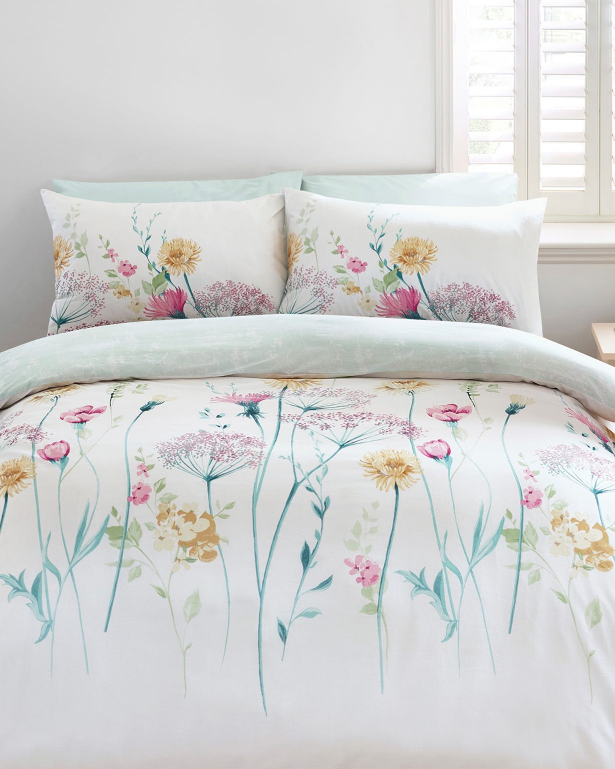 Catherine Lansfield Meadow Sweet Floral Duvet Set 