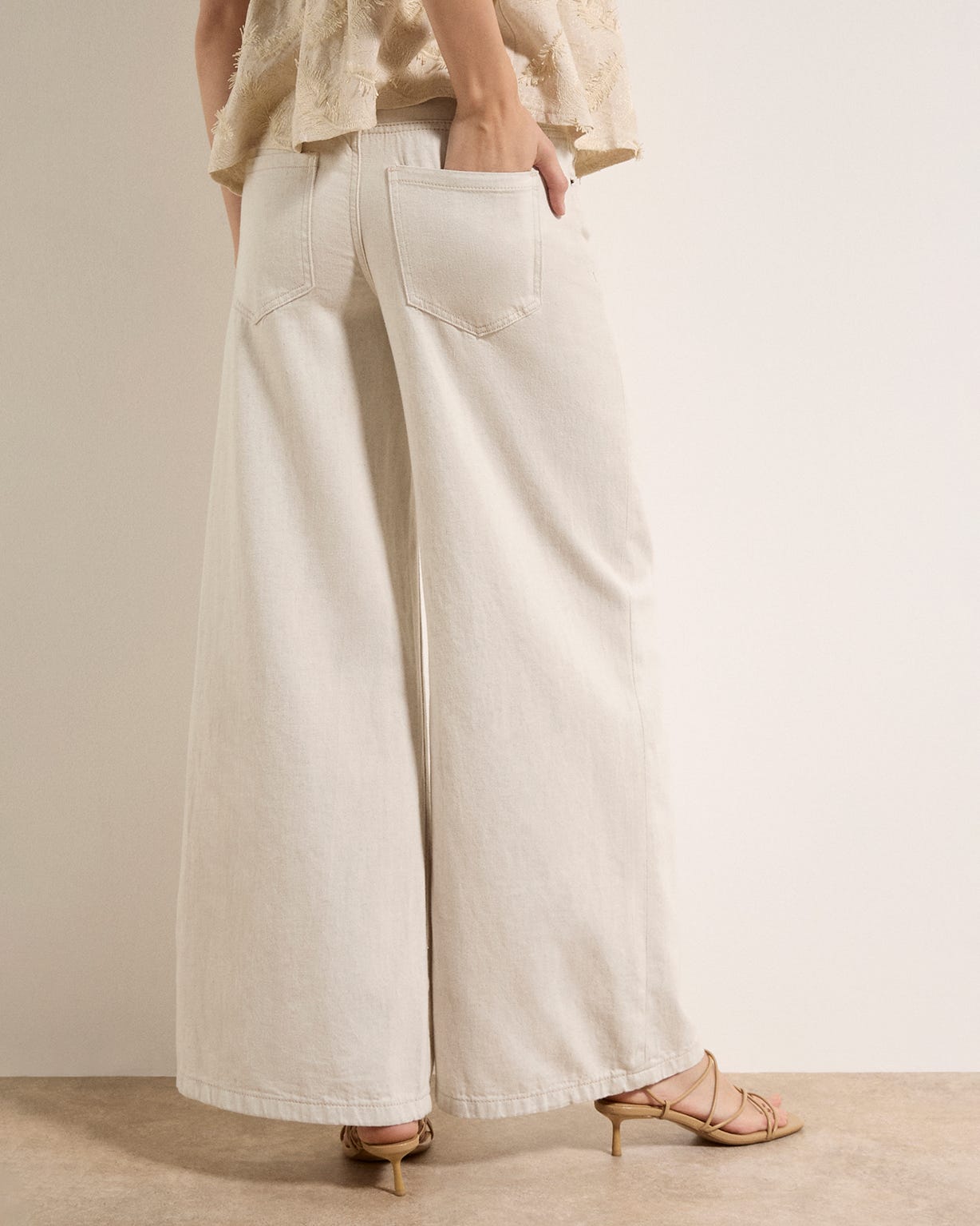 Apricot Zana Wide Leg Trousers