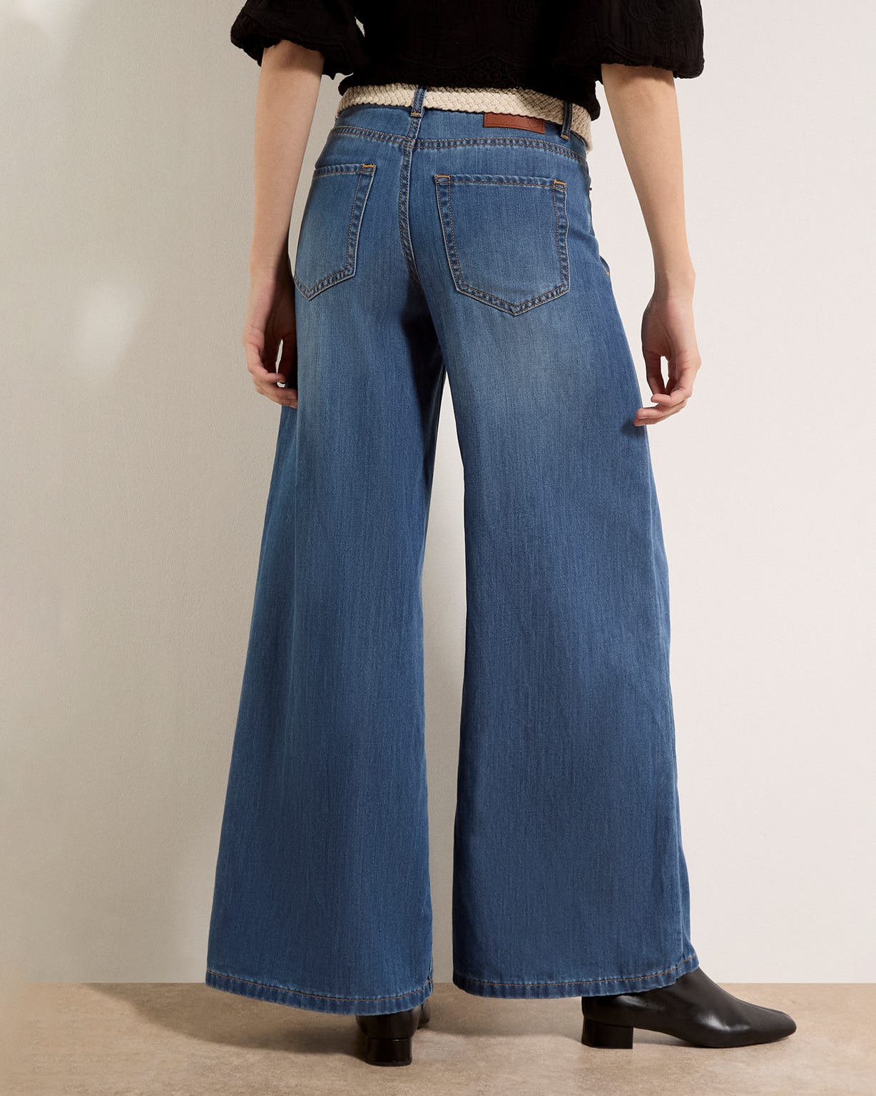 Apricot Zana Wide trousers