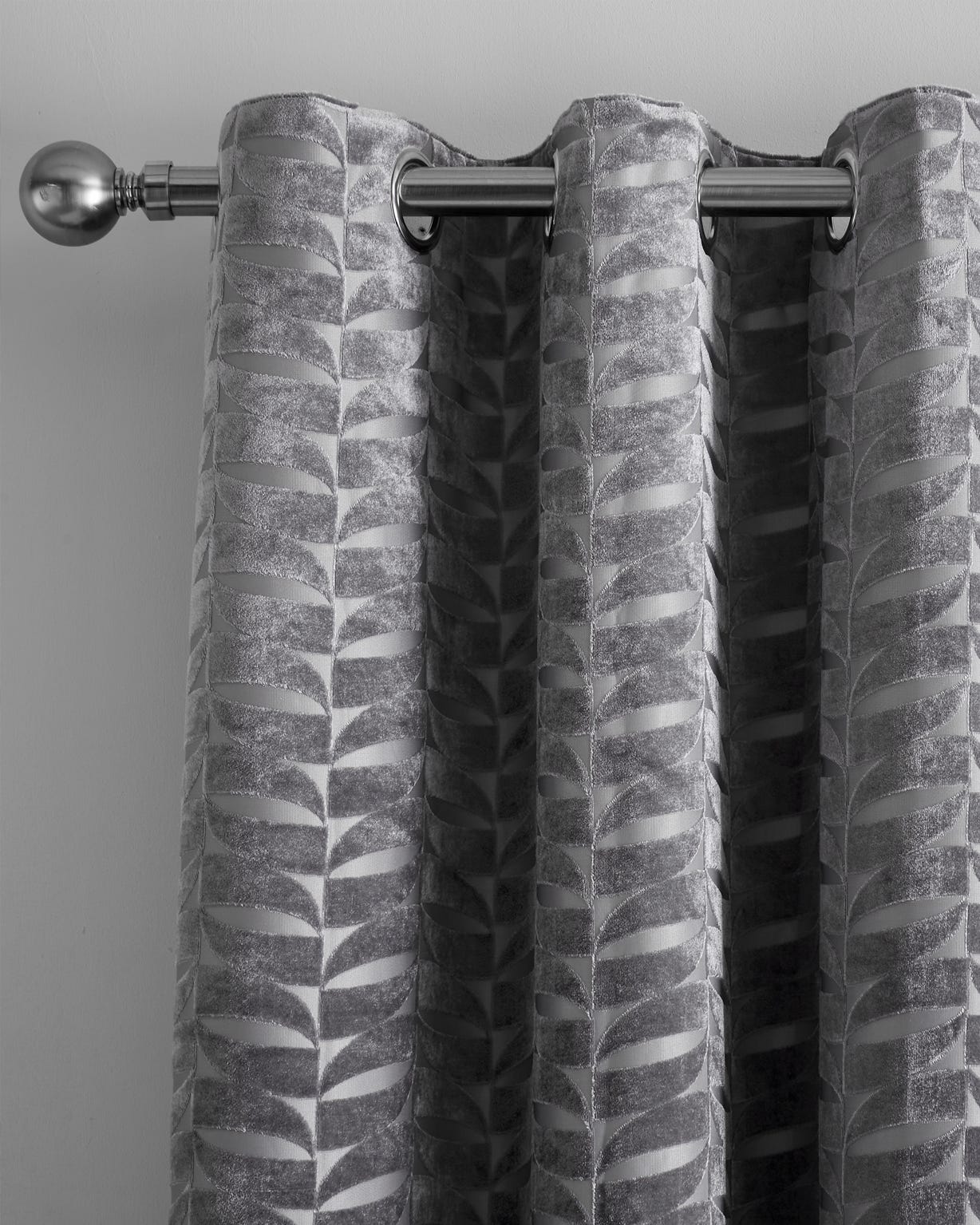 Curtina Kendal Eyelet Curtains       