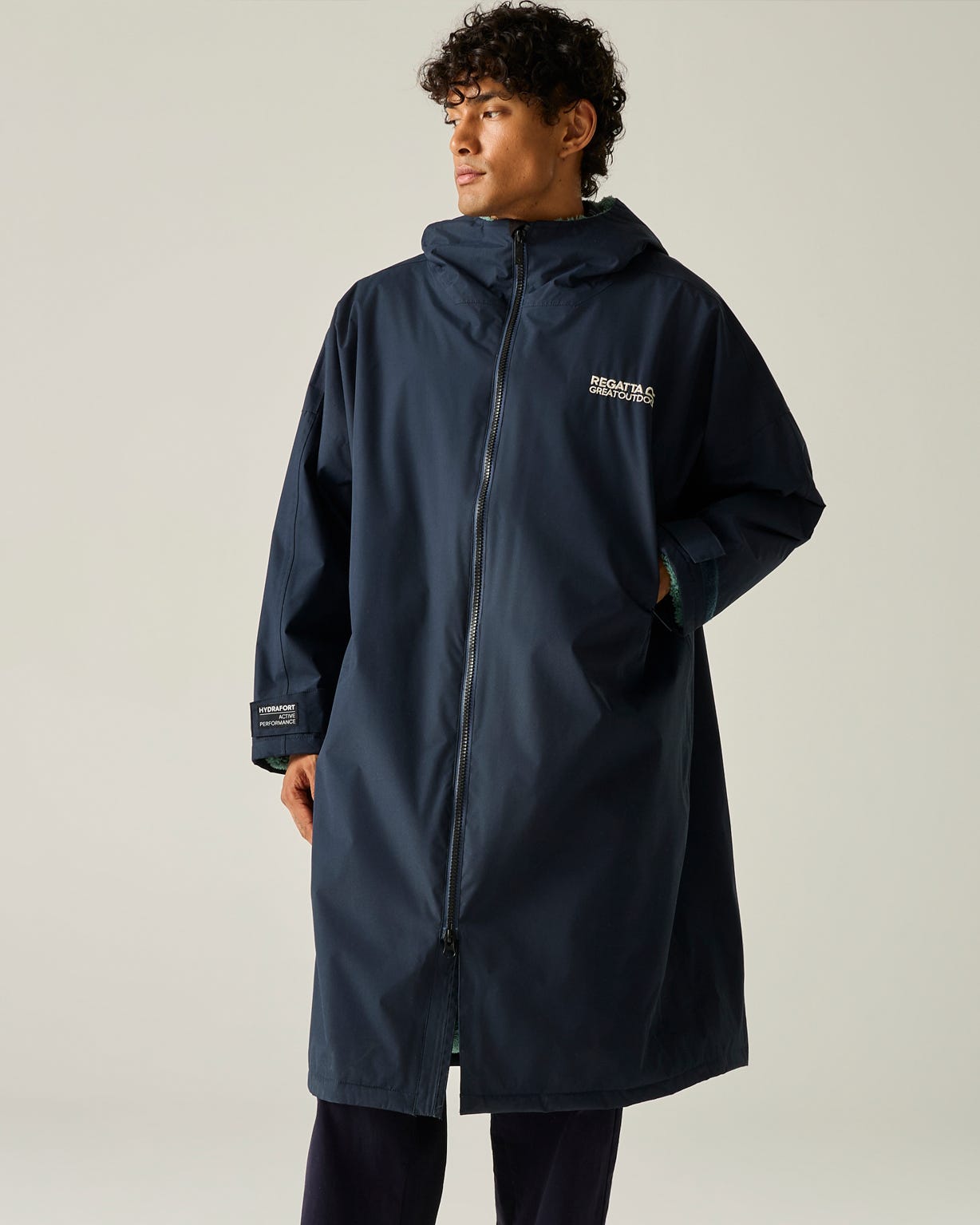 Regatta Adult Waterproof Changing Robe
