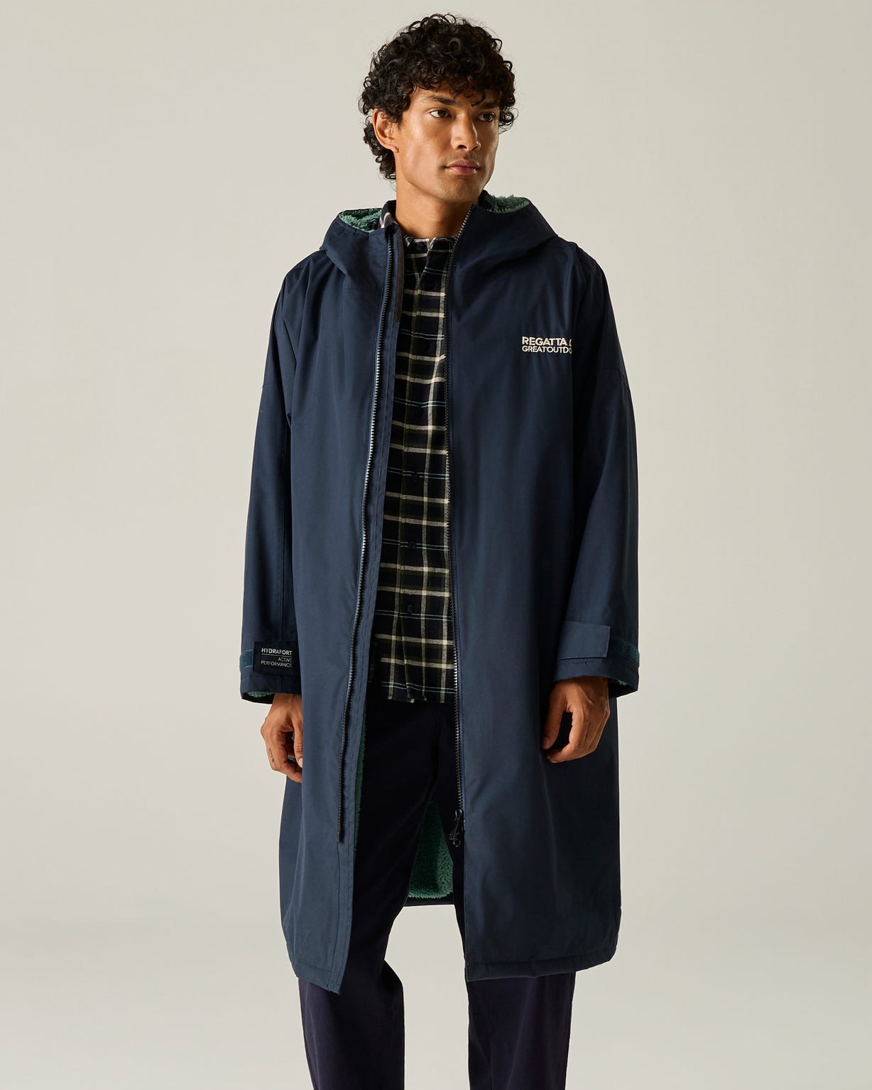 Regatta Adult Waterproof Changing Robe
