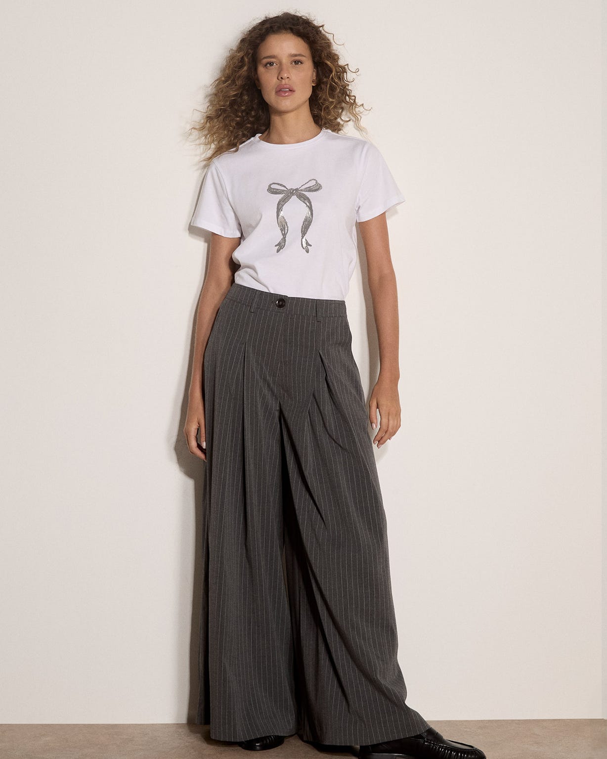 Apricot Graphic Tee 