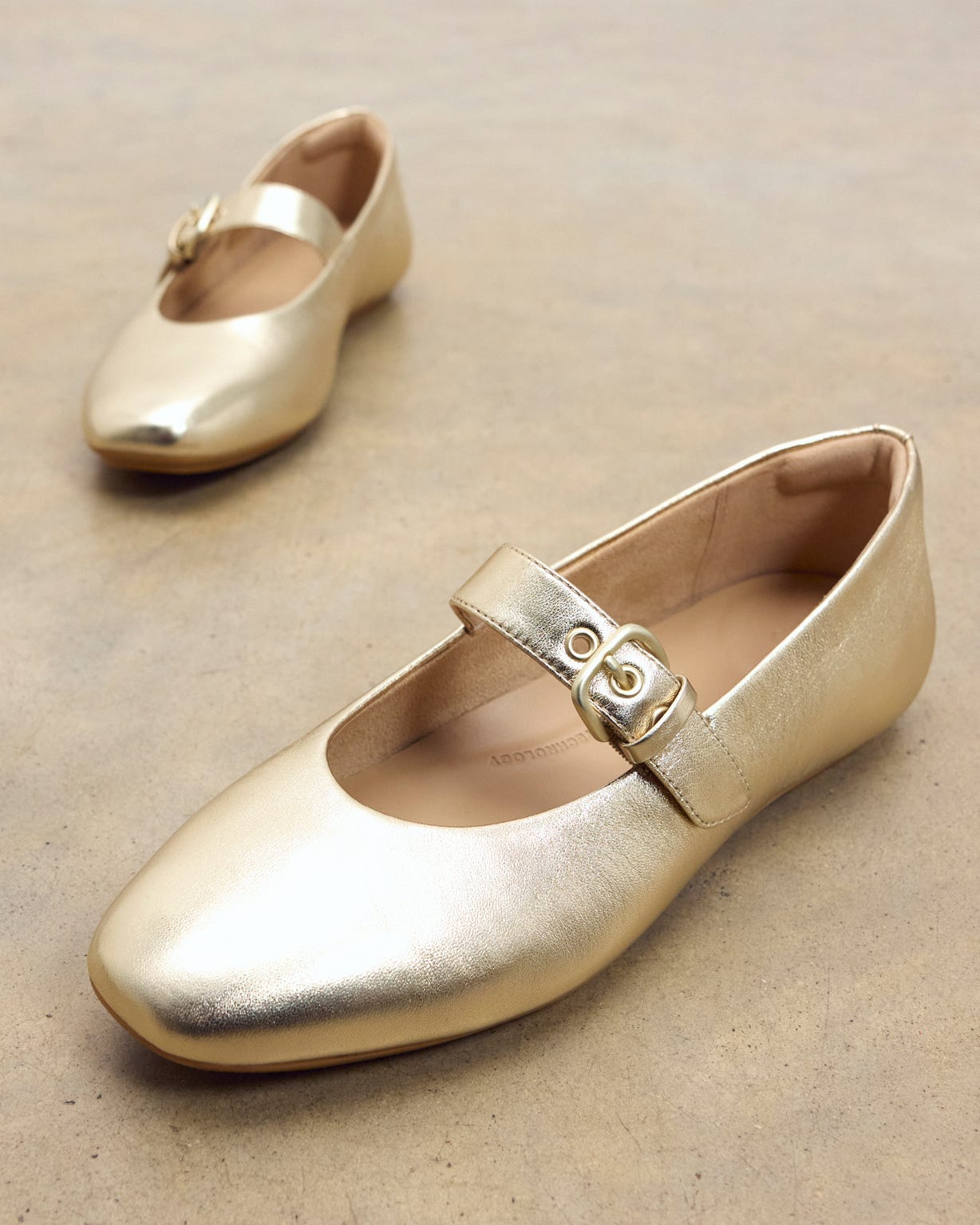 FitFlop Delicato Leather Mary Janes
