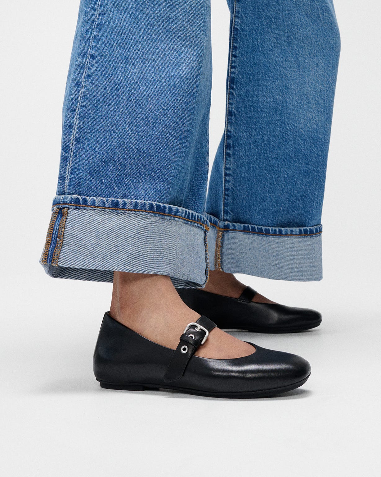 FitFlop Delicato Leather Mary Janes