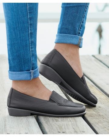 Soft leather Moccasin