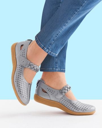 Cushion-walk Touch-fasten Strap Shoe