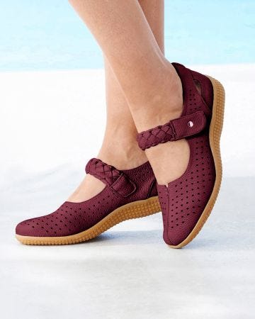 Cushion-walk Touch-fasten Strap Shoe