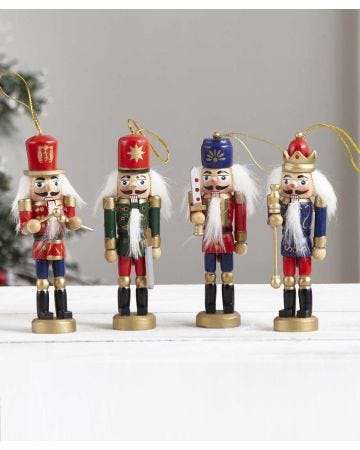 4-piece nutcracker set