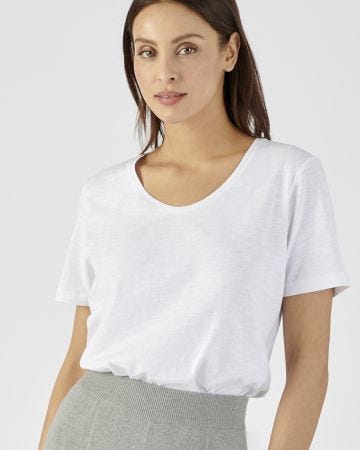 Skin Soft Scoop neck Short Sleeved T-shirt