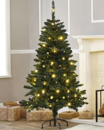 Pre-lit Tree