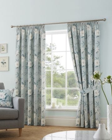 Eve Curtains