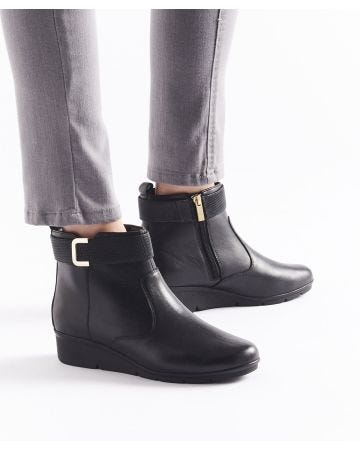 Amortyl Boots