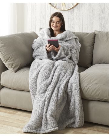 Huggleland Wearable Blanket