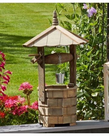 Wooden Wishing Well Planter