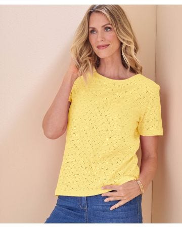 Broderie Anglais Style T-shirt