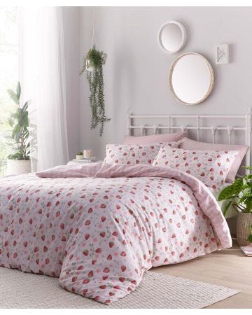 Strawberry Fields Duvet Set