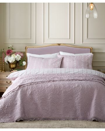 Bridgerton Silhouette Bedspread