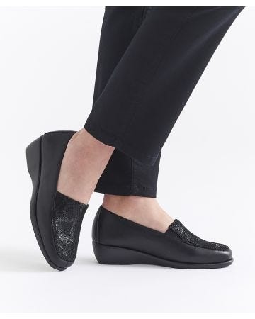 Amortyl Flexible Sole Wedge Moccasin 