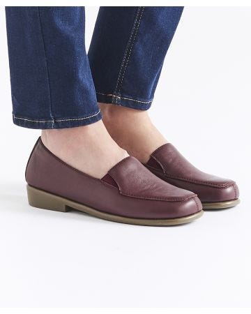 Flexible Sole Flat Moccasin 