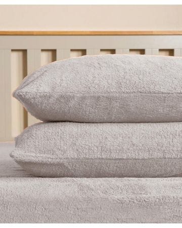 Pack of 2 Teddy Fleece Pillowcases 