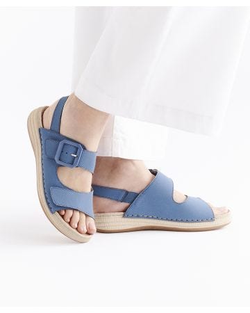 Piedical Chunky Buckle Sandal