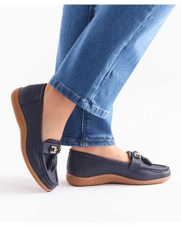 Cushion-walk Tassel Trim Loafer 