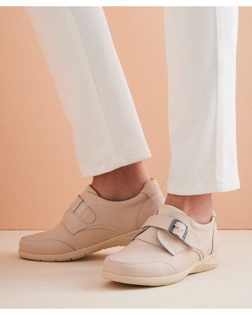 Amortyl Buckle Trim Touch Fastening Shoe 