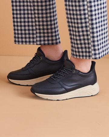 Amortyl Trainers 
