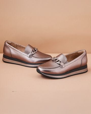 Amortyl Chain Trim Loafer 