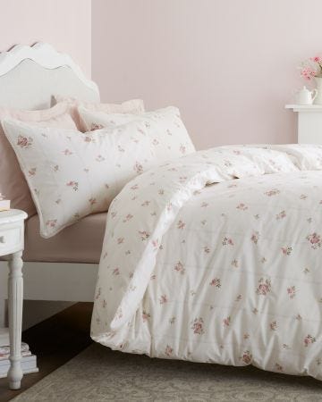 Vintage Rosebud Lace Duvet Set