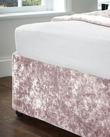 Catherine Lansfield Crushed Velvet Base Wrap 