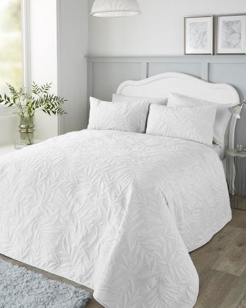 Serene Luana Bedspread