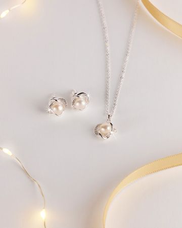 Freshwater Pearl Set 