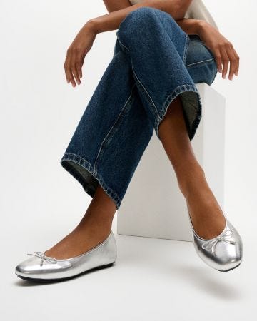 Fitflop Delicato Bow Soft Leather Ballerinas  