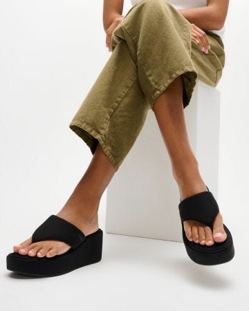 Fitflop Platfforms Wedge Toe Post Sandals  