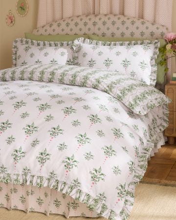 Cath Crest Floral Duvet Set 