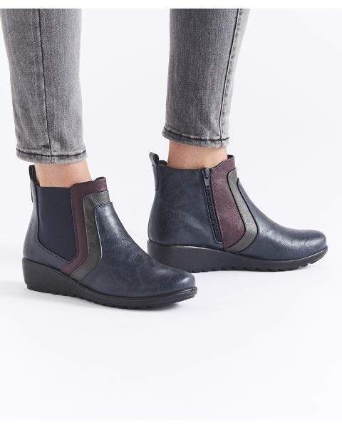 Cushion-walk Ankle Boots