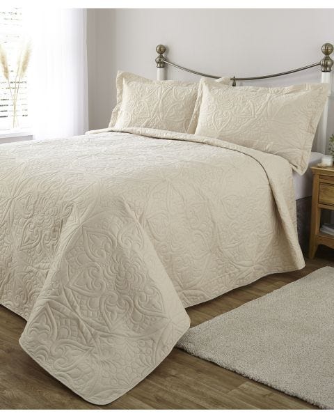 Pinsonic Pattern Bedspread