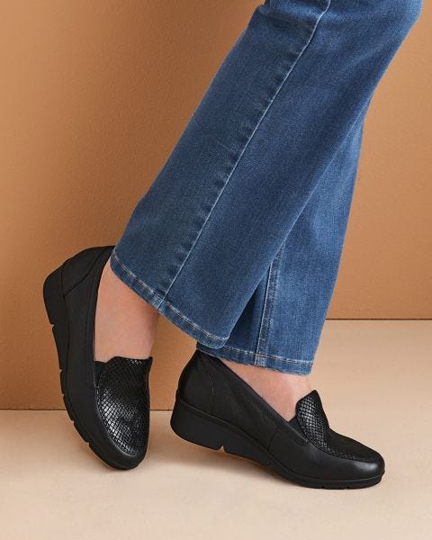 Amortyl Wedge Loafer
