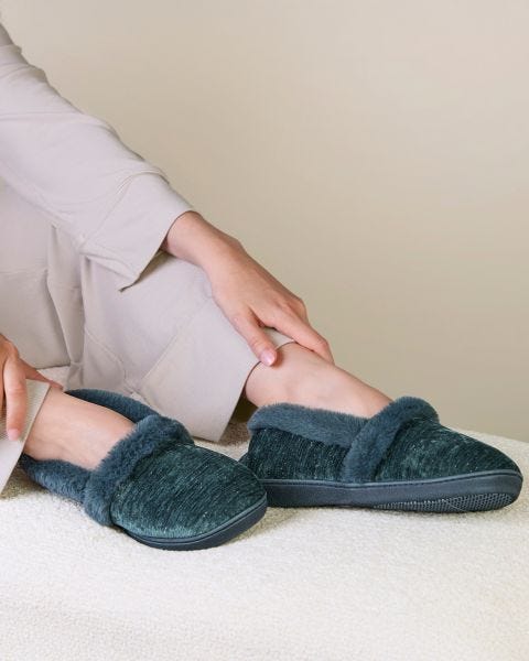 Totes Isotoner Ladies Sparkle Full Back Slipper