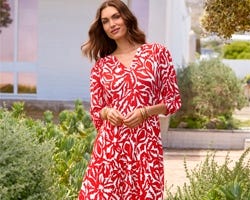 > Dresses & Skirts