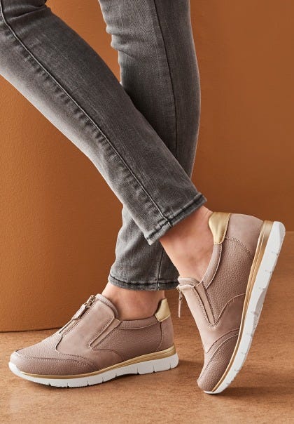 Sale footwear
