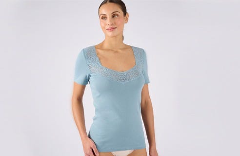 Vests & Camisoles